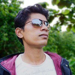 pravin-ladkat-e1327931923148-300x275